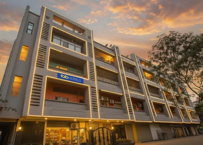 Fabhotel Seven Hills - Nr Mumbai International Airport